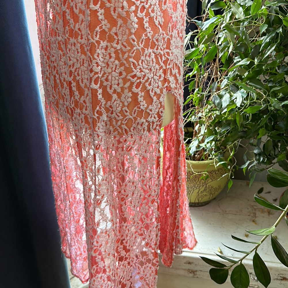 Coral & White Lace LuLaRoe Joy EUC - Picture 10 of 12